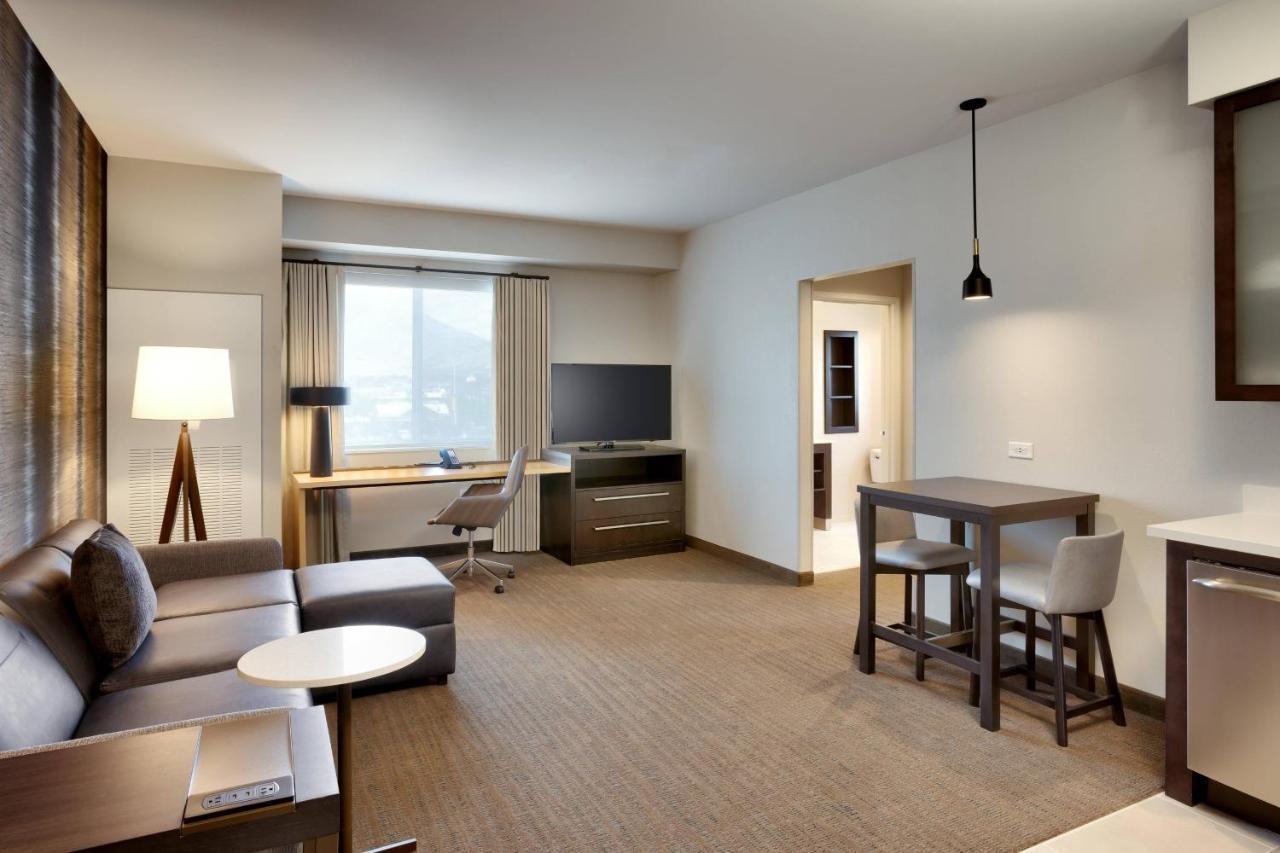Residence Inn By Marriott San Marcos Bagian luar foto